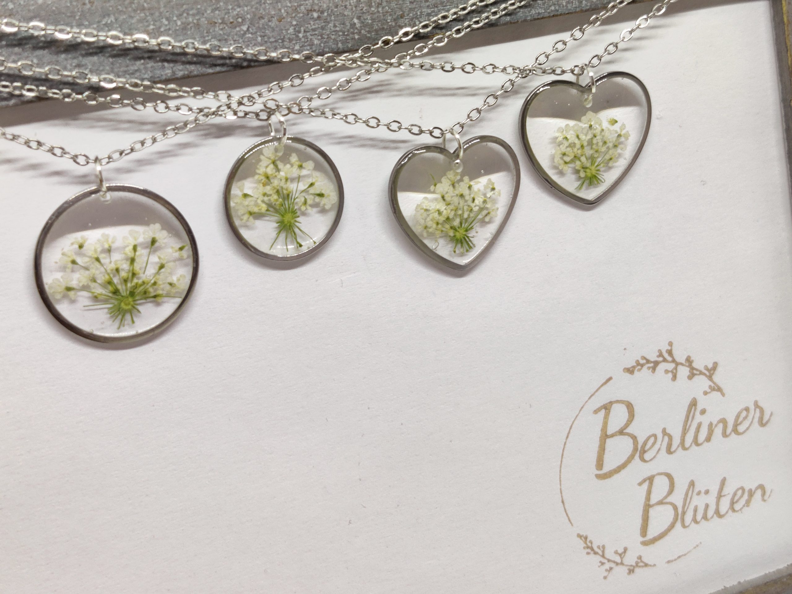 Mini Blumenstrauß Ketten transparent – Bild 2